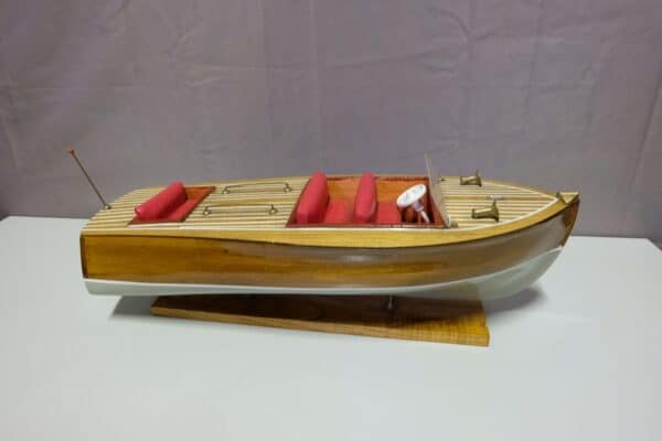 Houten model van speedboot op standaard - Afbeelding 2