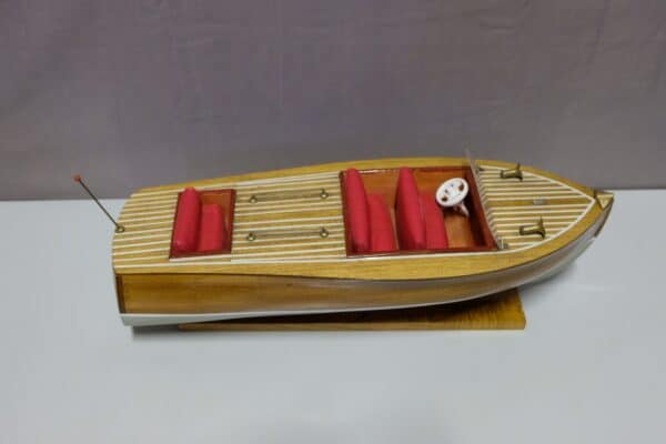 Houten model van speedboot op standaard - Afbeelding 4