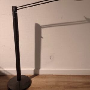 Vloerlamp Anade, Josep Lluscà voor Metalarte